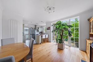 Photo 11- click for photo gallery